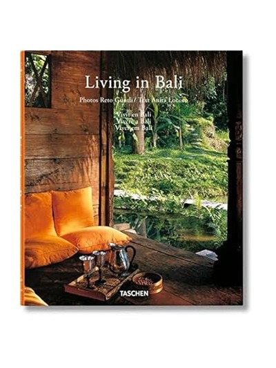 LIVING IN BALI 