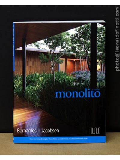 Monolito Bernarde Jacobsen Ed 13